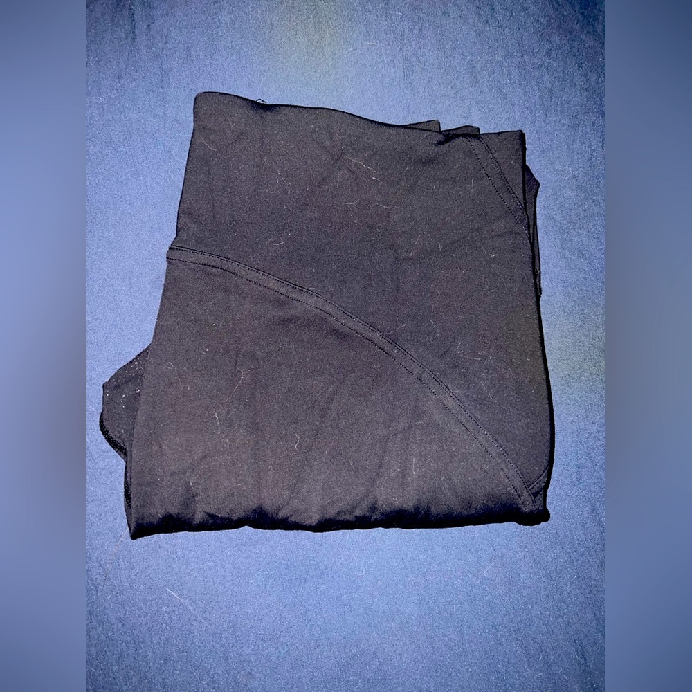 Black Lululemon leggings
